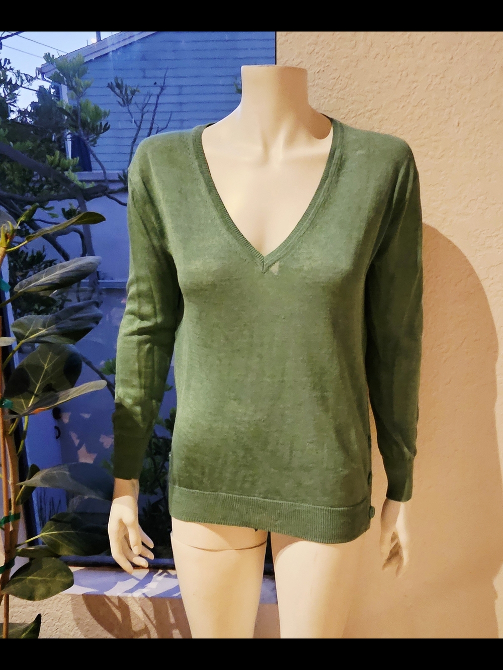 J Crew Linen Green V-Neck Women's Sweater NEW